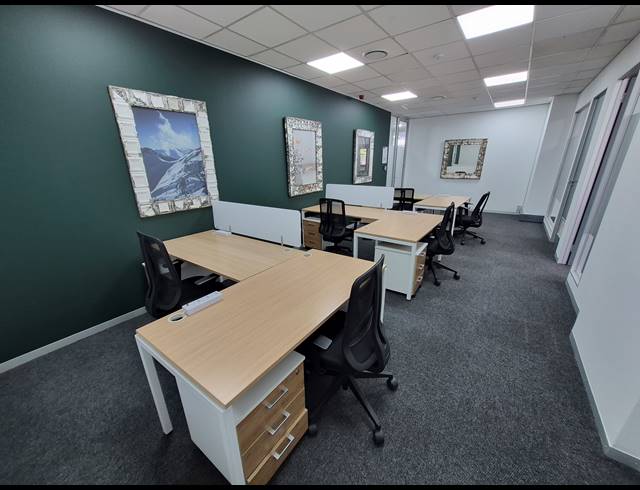 129M² OFFICE TO LET IN SANDTON CENTRAL